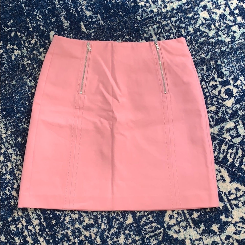 LOFT PINK SKIRT WITH ZIPPER DETAILS